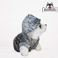 Cargar imagen en el visor de la galería, 😍 Buso con capota para perro mascotilandia® (Diseño exclusivo) 🐾

